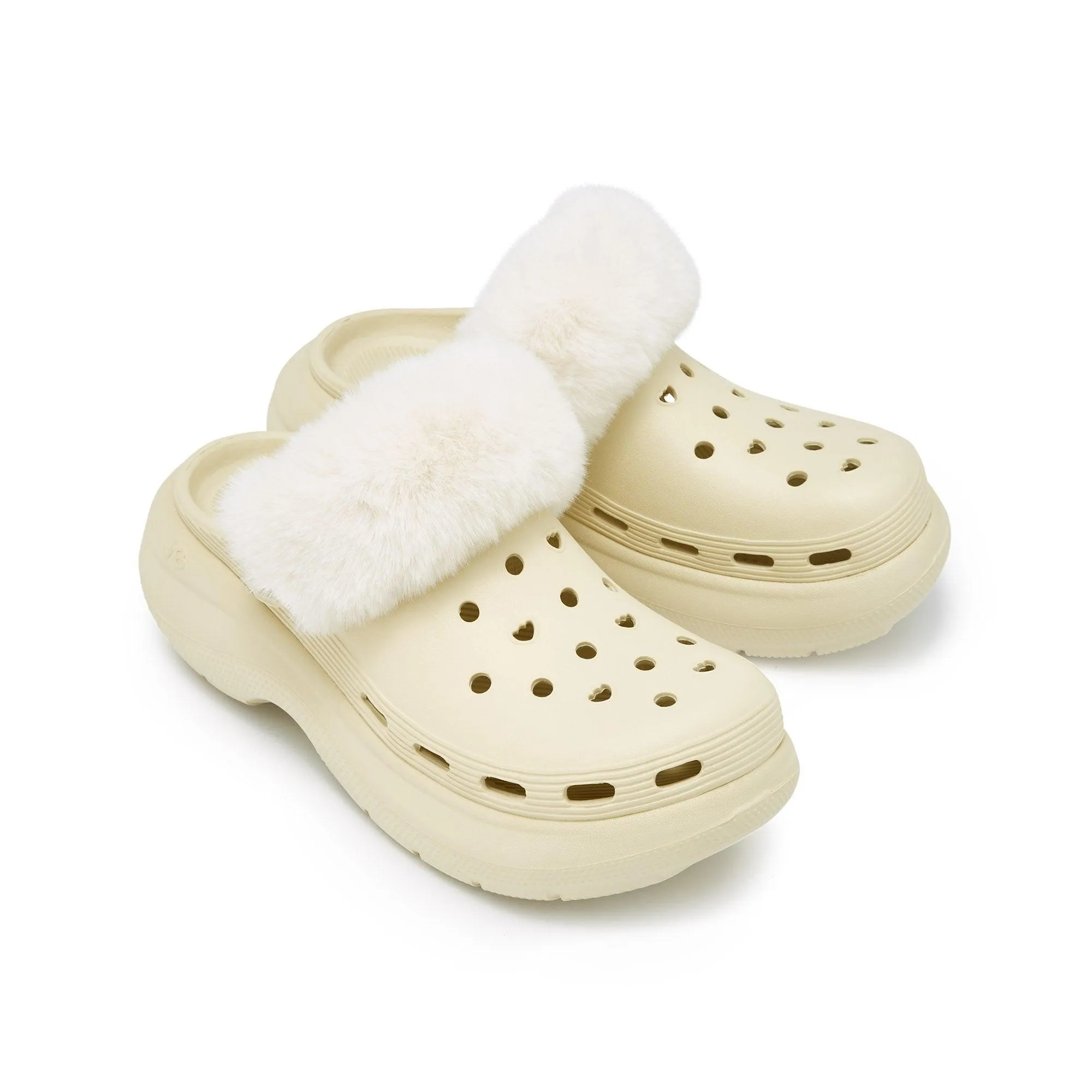 Craze Fur Crocs Off-White