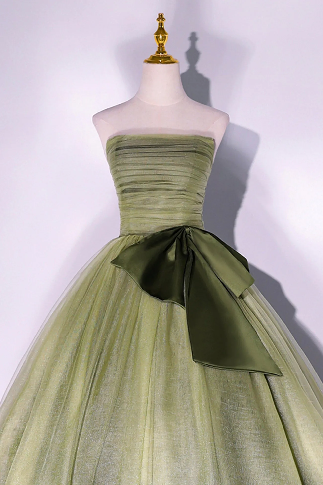 Green Strapless Tulle Long Formal Dress A-Line Evening Party Dress