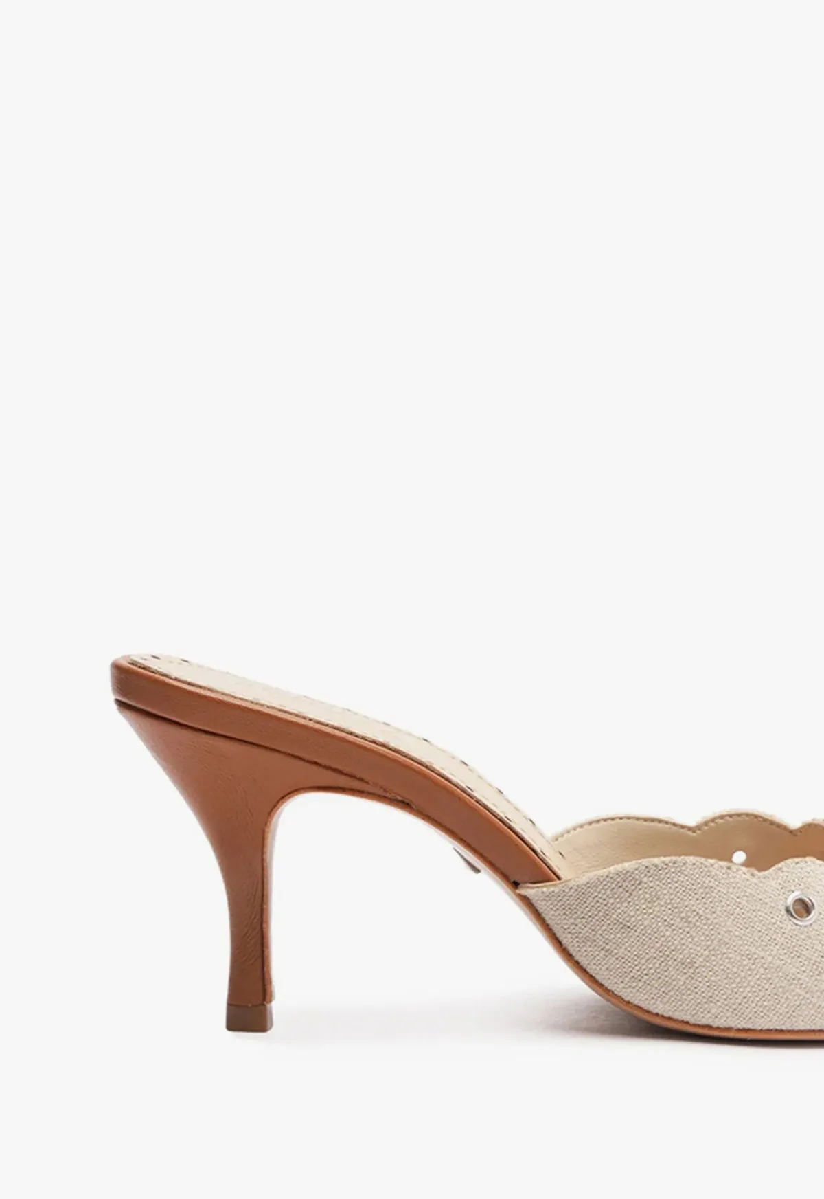 Hilly Linen Pump