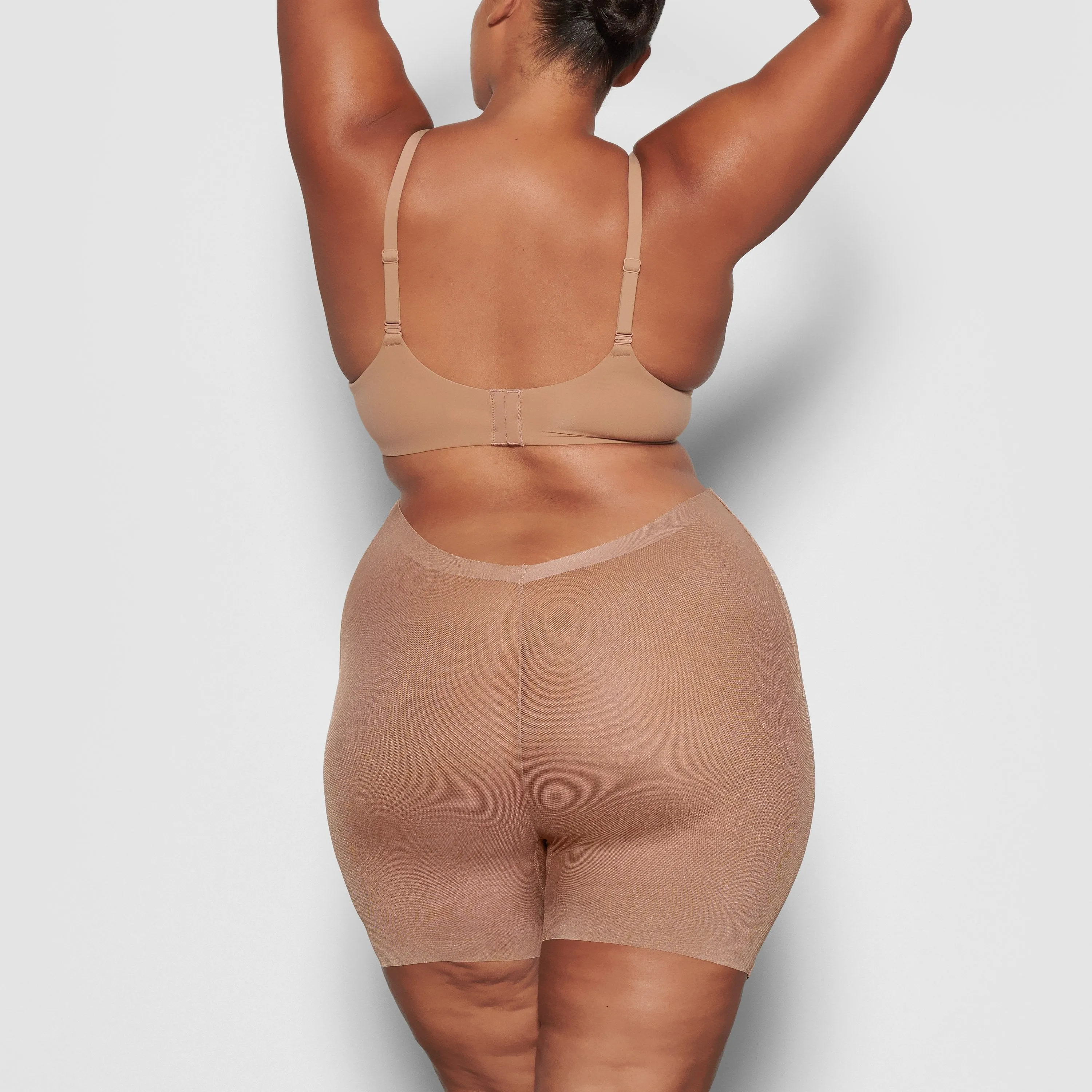 SHEER SCULPT LOW BACK SHORT | SIENNA